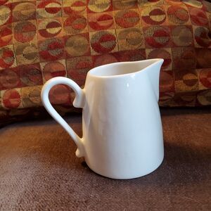 Martha Stewart Everyday MSE Creamer, White